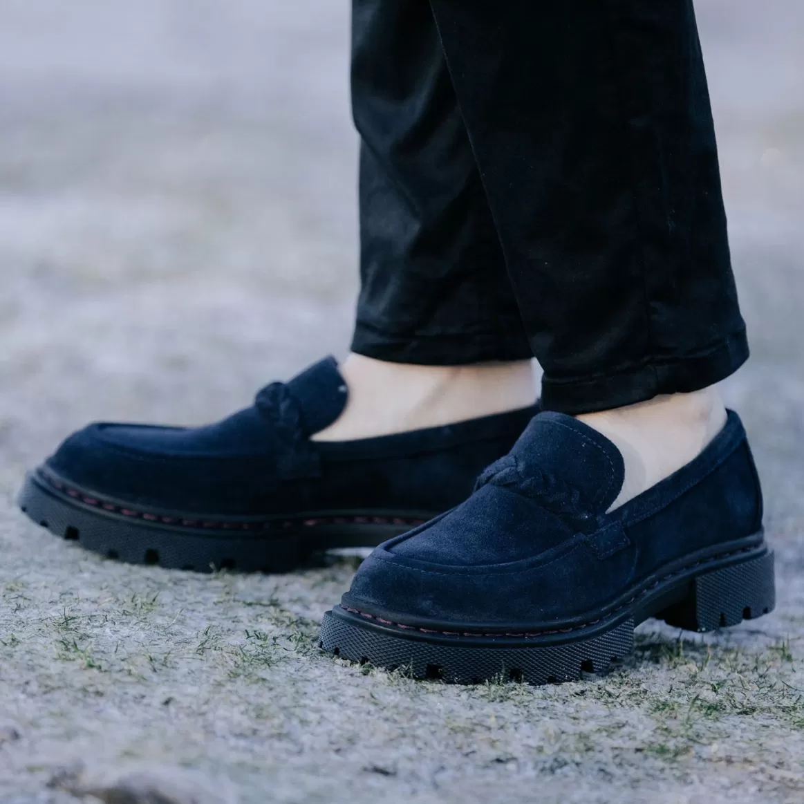 Welligogs Flat Shoes*Hackney Navy Suede Loafers